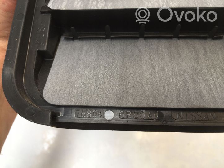 Nissan Qashqai J12 Évent de pression de quart de panneau 768046RS0A