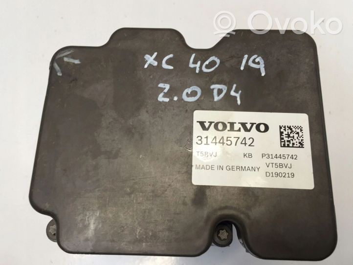 Volvo XC40 ABS-pumppu 31445742