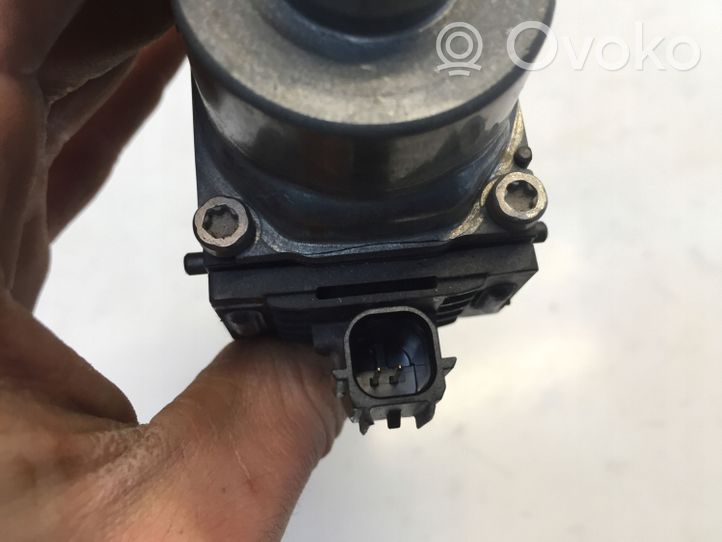 Ford Kuga III Pompe à eau de liquide de refroidissement LU5A8C505AA