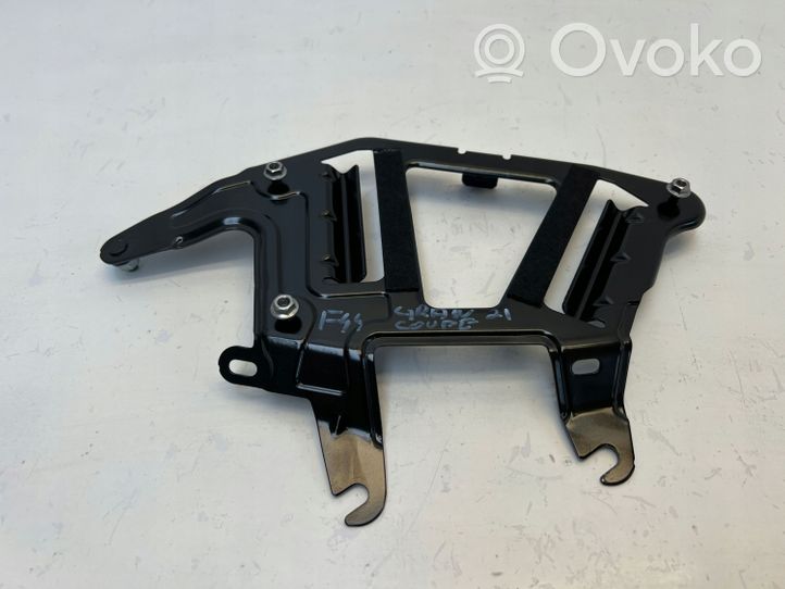 BMW 2 F44 Otros repuestos del interior 8794938