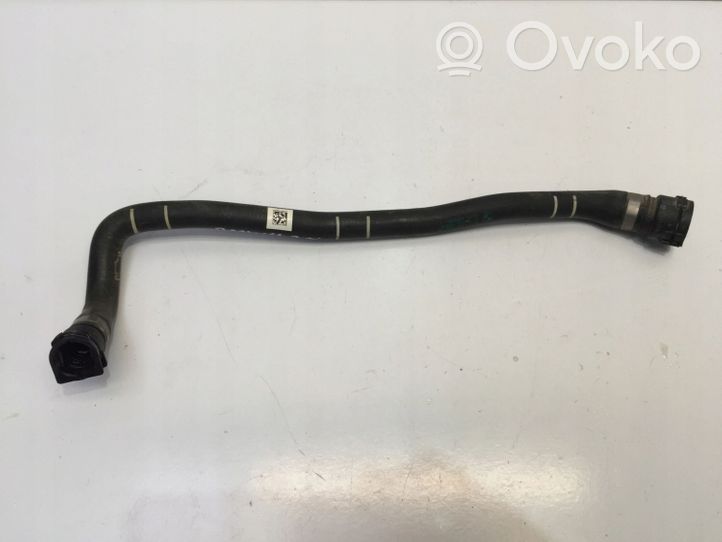 BMW 2 F22 F23 Tubo flessibile del liquido di raffreddamento del motore 8673993