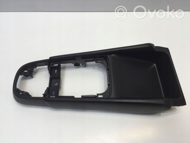 Honda Jazz IV GR Altri elementi della console centrale (tunnel) 83430TZA