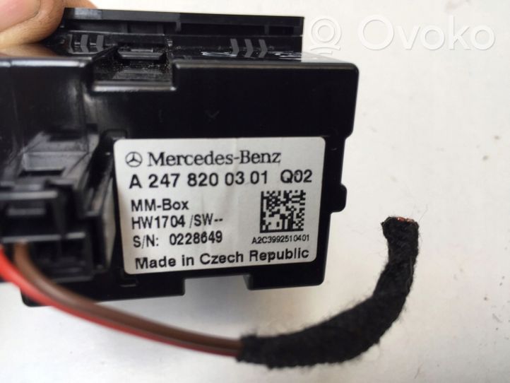 Mercedes-Benz B W247 USB socket connector A2478200301