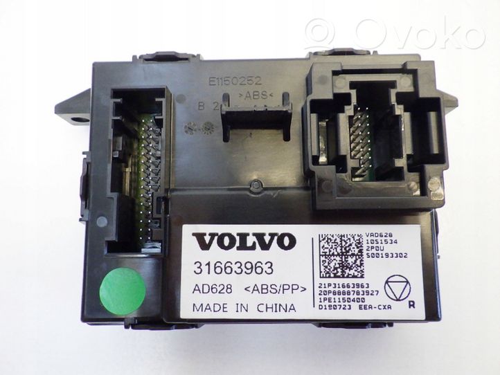 Volvo XC40 Gateway-Steuermodul 31663963
