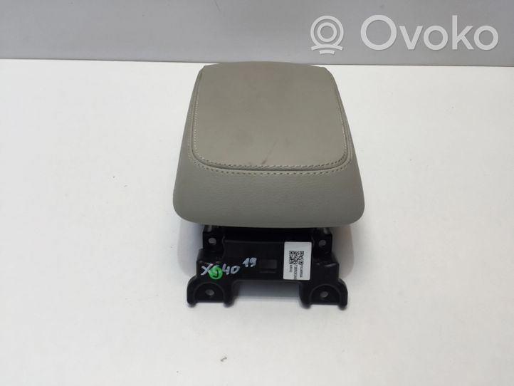 Volvo XC40 Podłokietnik tunelu środkowego 31469564