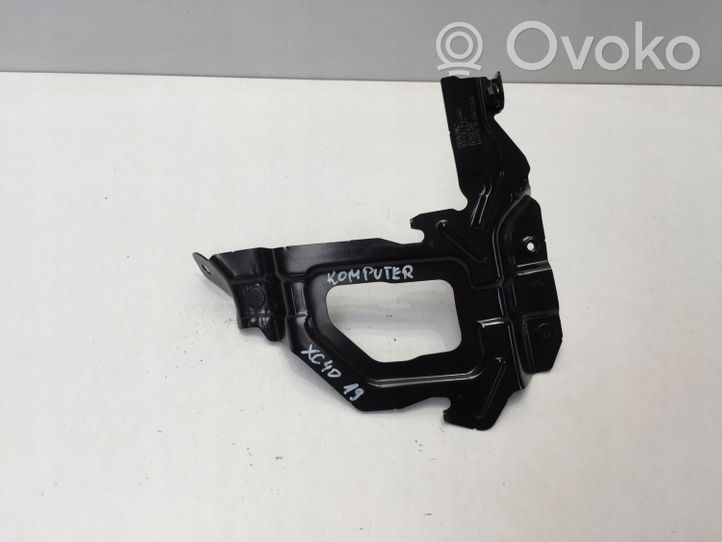 Volvo XC40 Altra parte del vano motore 32213431