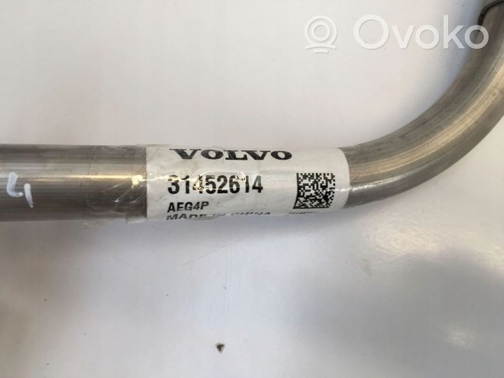Volvo XC40 Tubo e bocchettone per riempimento serbatoio del carburante 31452614