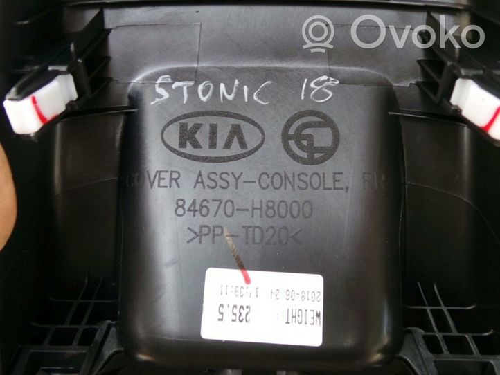 KIA Stonic Autres pièces intérieures 84670H8000