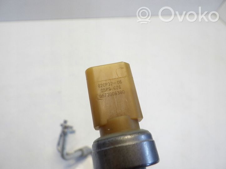 Opel Mokka B Ilmastointilaitteen putki (A/C) 9826919280