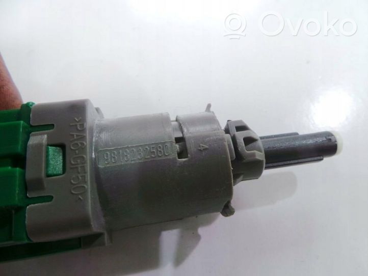 Peugeot Expert Sensor Bremspedal 9818232580