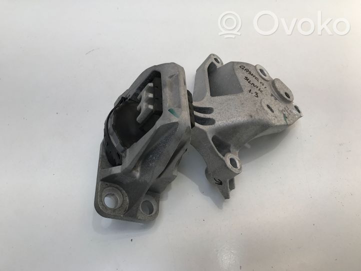 Nissan Qashqai J12 Valvola di depressione sul supporto motore 112326UB0A