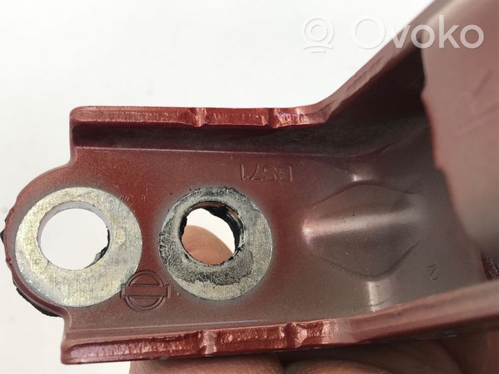 Nissan Qashqai J12 Cerniera inferiore della portiera anteriore 38421