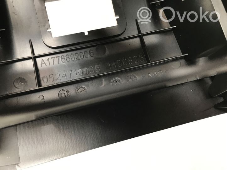 Mercedes-Benz A W177 Rivestimento laterale della consolle centrale posteriore A1776802006