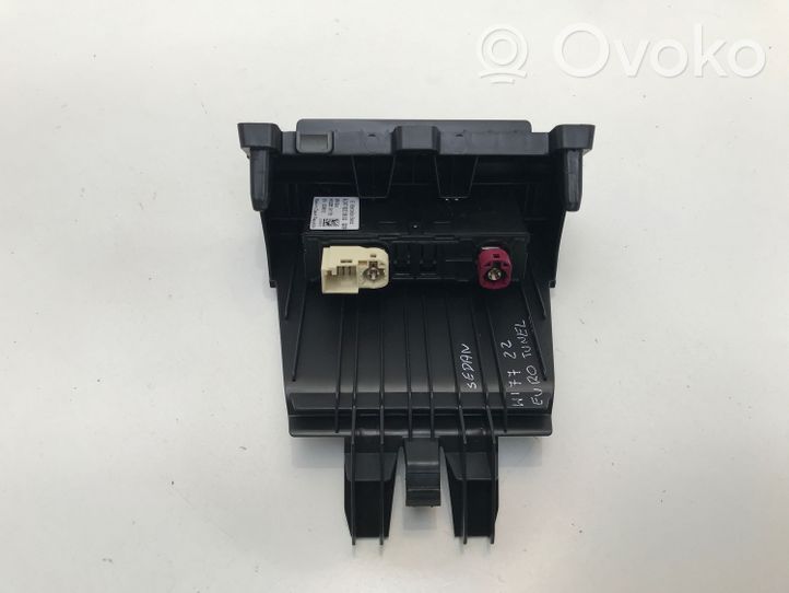 Mercedes-Benz A W177 USB jungtis A2478203902