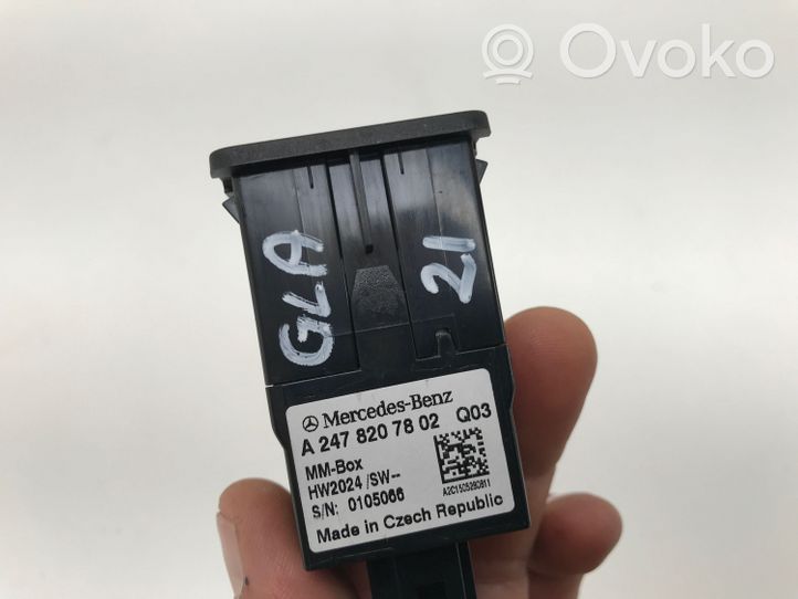 Mercedes-Benz GLA H247 USB-pistokeliitin A2478207802