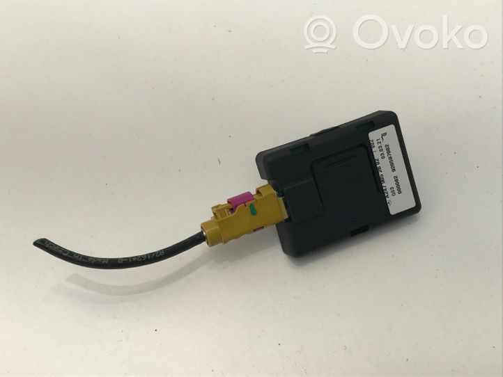 Mercedes-Benz GLA H247 Amplificatore antenna A2479052602