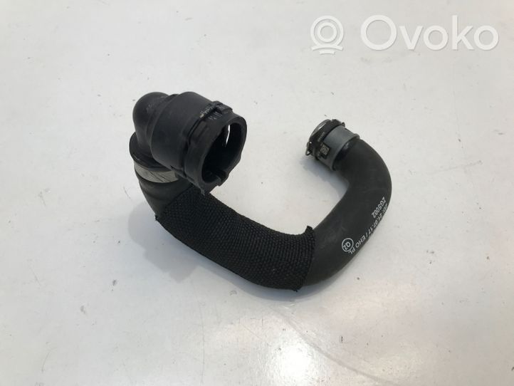 Mercedes-Benz GLA H247 Tubo flessibile del liquido di raffreddamento del motore A1775015200