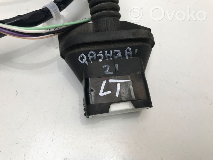 Nissan Qashqai J12 Wiązka przewodów drzwi tylnych 241276UA0A