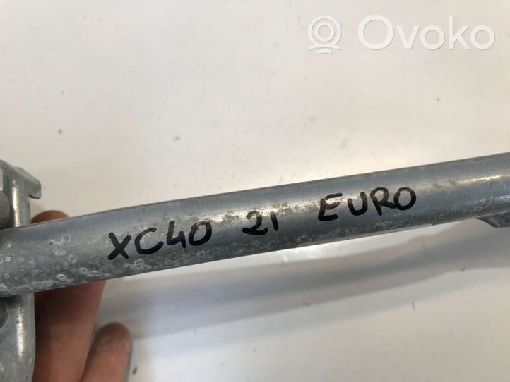 Volvo XC40 Etupyyhkimen vivusto ja moottori 32328139