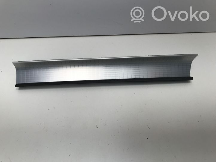 Volvo XC40 Cornice cruscotto 32277141