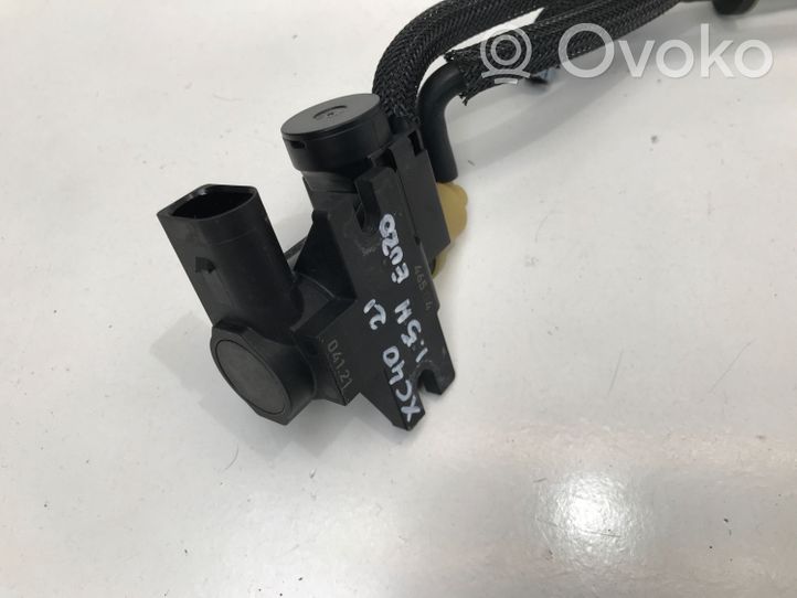 Volvo XC40 Turbo solenoid valve 32257161