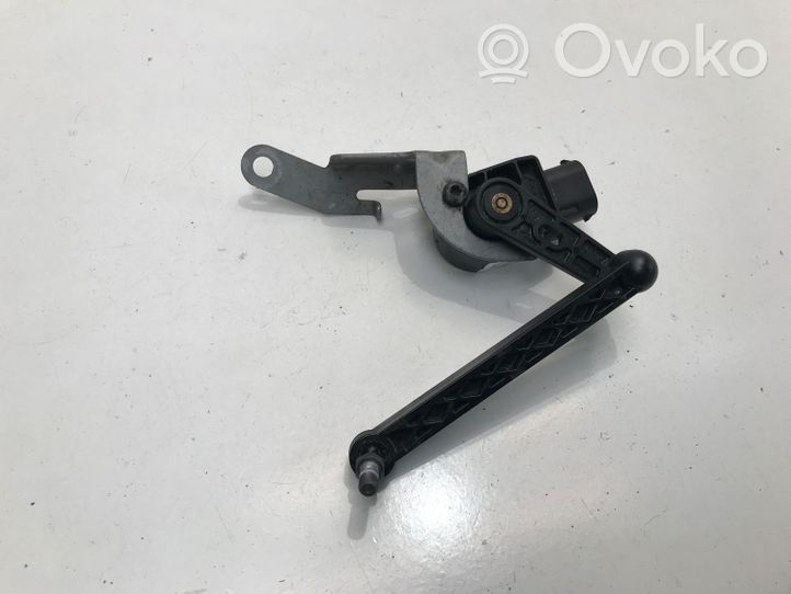 Volvo XC40 Sensore di livello faro/fanale 32221957