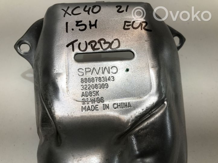 Volvo XC40 Osłona termiczna rury wydechowej 32208399