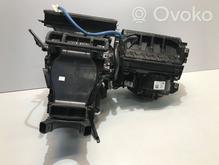 Volvo XC40 Scatola climatizzatore riscaldamento abitacolo assemblata 32130491