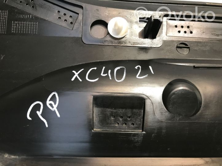 Volvo XC40 Listwa drzwi przednich 31448337