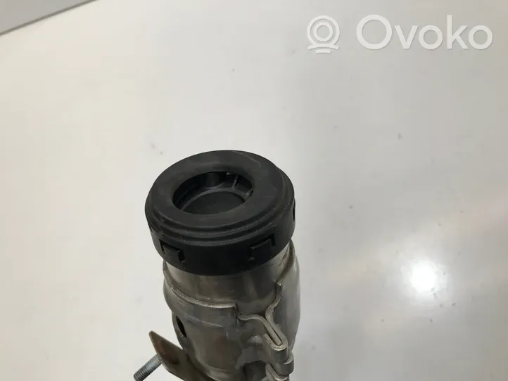 Volvo V60 Tubo e bocchettone per riempimento serbatoio del carburante 32312053