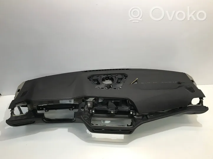 BMW 4 G22 G23 G24 G26 Panelė 7937861