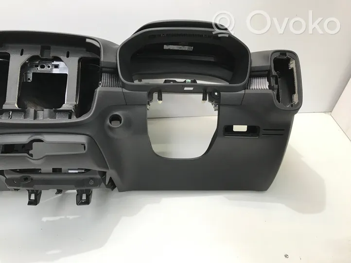 Volvo XC40 Dashboard 31442544