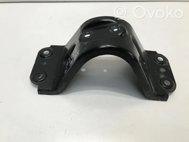 Volvo XC40 Staffa del cuscinetto di supporto dell’albero di trasmissione 31492702