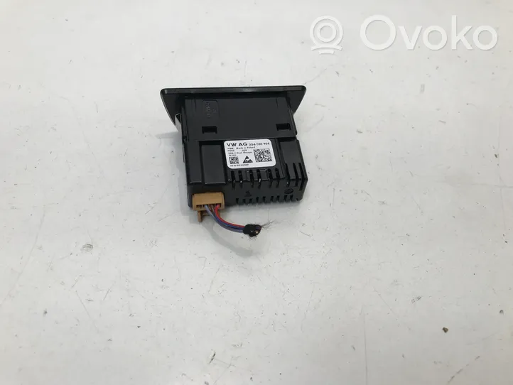 Volkswagen Golf VIII Connecteur/prise USB 2G6035954