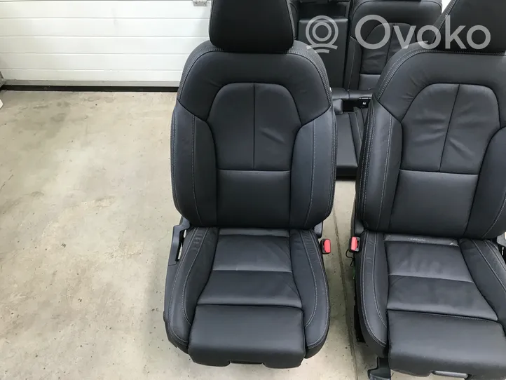 Volvo XC40 Set sedili 