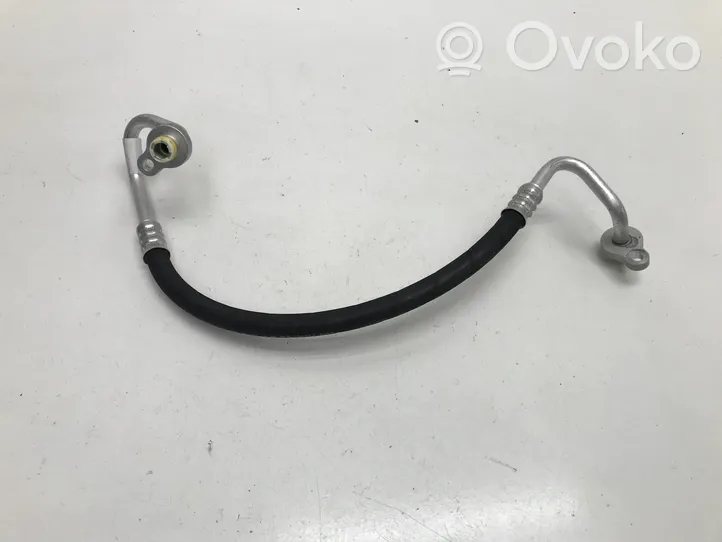 Volvo XC40 Tubo flessibile aria condizionata (A/C) 31694881