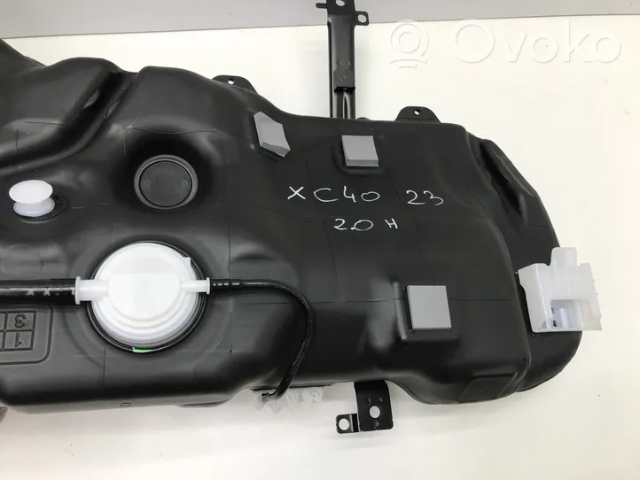 Volvo XC40 Serbatoio del carburante 32242456