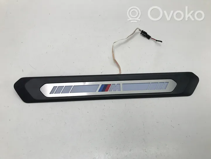 BMW iX3 G08 Etuoven kynnyksen suojalista 5A0C896