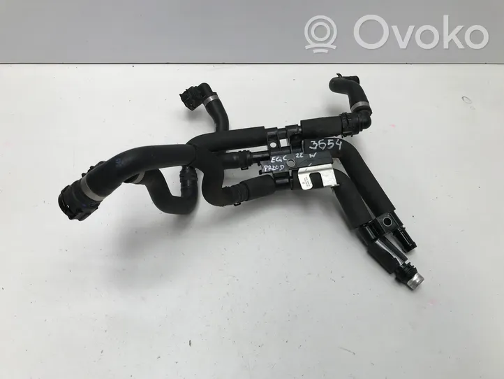 Mercedes-Benz EQC Tuyau de liquide de refroidissement moteur A2935010900