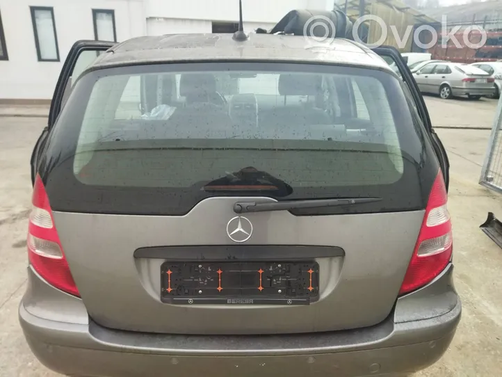 Mercedes-Benz A W169 Takaluukun/tavaratilan kansi 