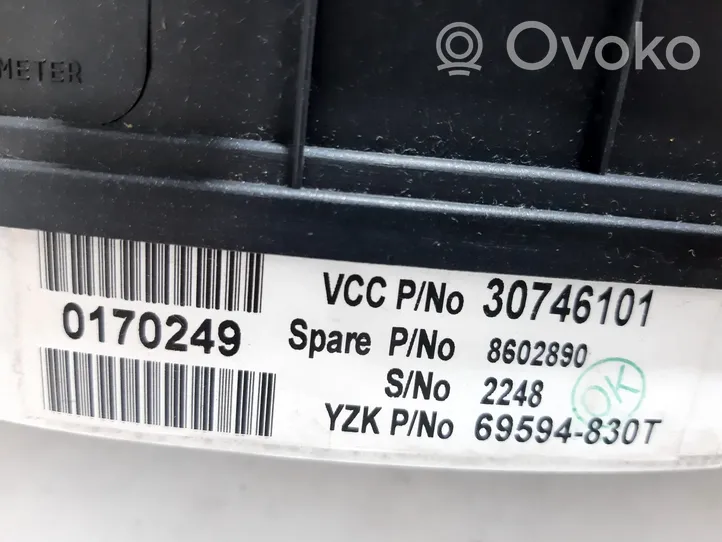 Volvo XC90 Licznik / Prędkościomierz 69594830T