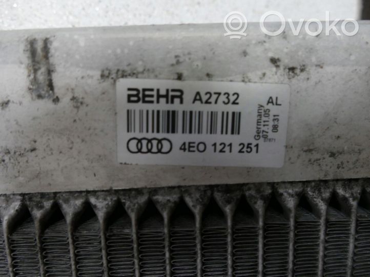 Audi A8 S8 D3 4E Oro kondicionieriaus radiatorius aušinimo 4E0121251