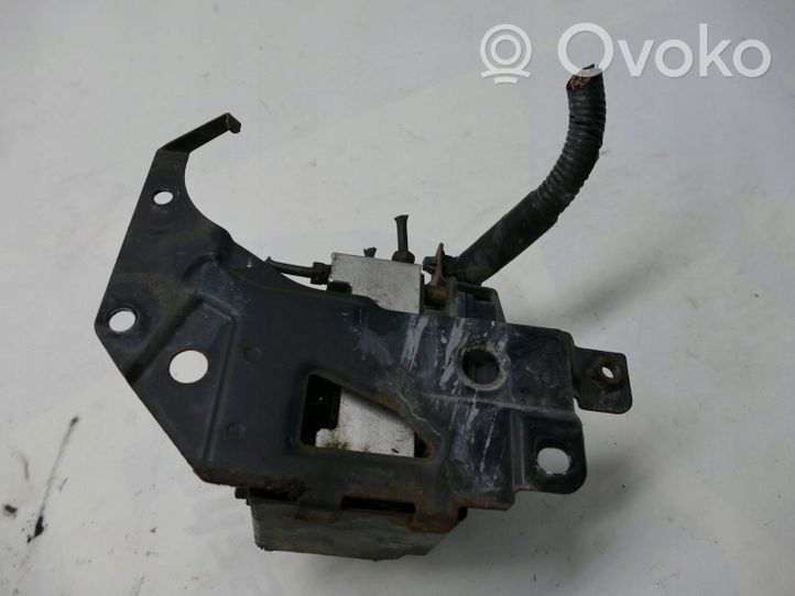 Mazda MPV Pompe ABS LE58437AZ