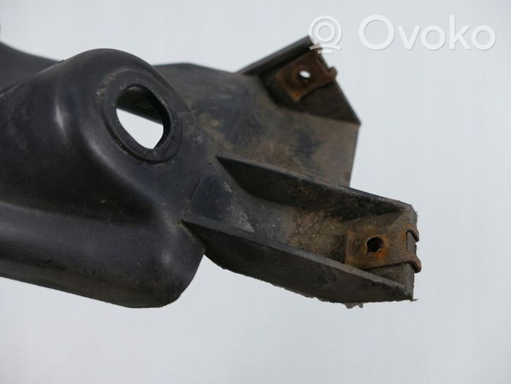 Audi A8 S8 D3 4E Supporto di montaggio del parafango 4E0853921C