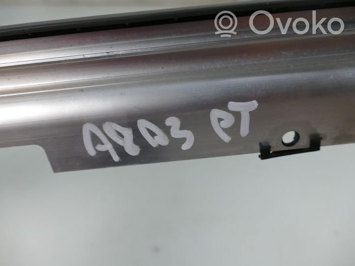 Audi A8 S8 D3 4E Takaoven häikäisysuoja/verho 4E0861334F