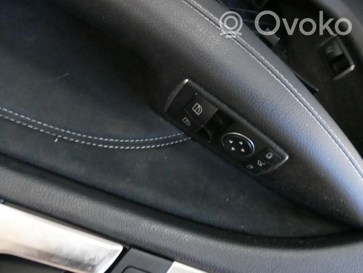 Mercedes-Benz C W204 Garnitures, kit cartes de siège intérieur avec porte 