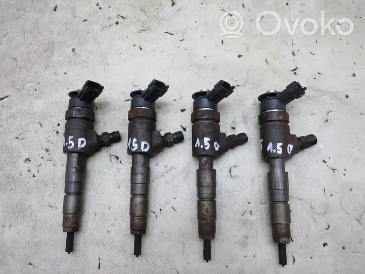 Ford Mondeo MK V Fuel injectors set 0445110489