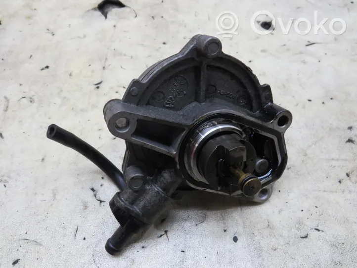 KIA Ceed Vacuum pump 