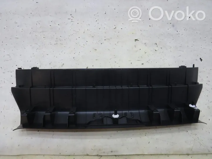 Volvo V40 Tavarahyllyn kannen suojalista A048601