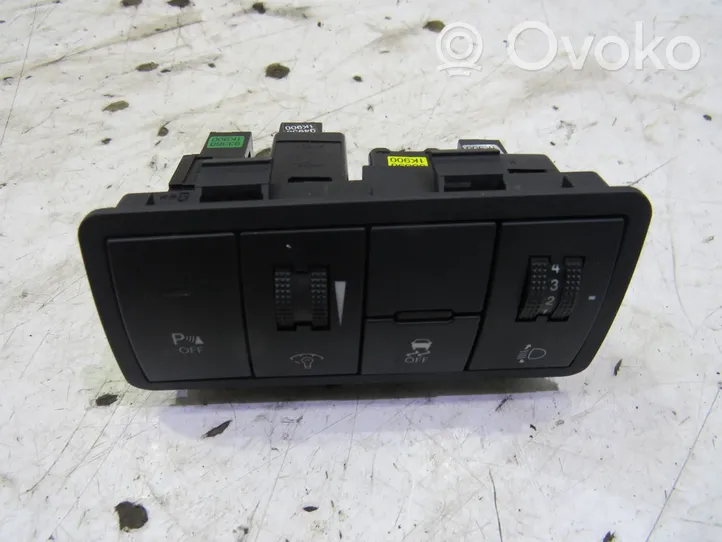 Hyundai ix20 ESP (stability program) switch 93300-1K750EQ